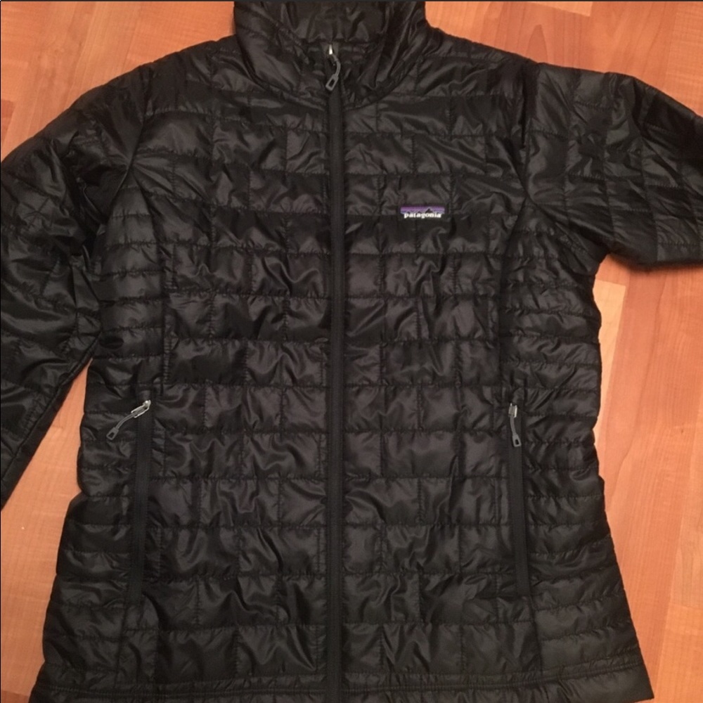 Brand new small Patagonia nano puff